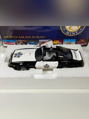 Franklin Mint 1977 Pontiac Trans Am Police Car Limited Edition NIB
